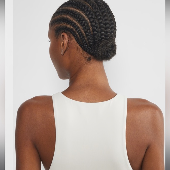 Aritzia Babaton Contour '90s Bodysuit, Size L - Picture 2 of 11